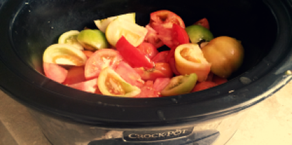 add tomatoes to slow cooker