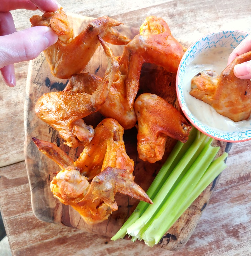 whole 30 buffalo wings with celery sticks and whole 30 ranch
