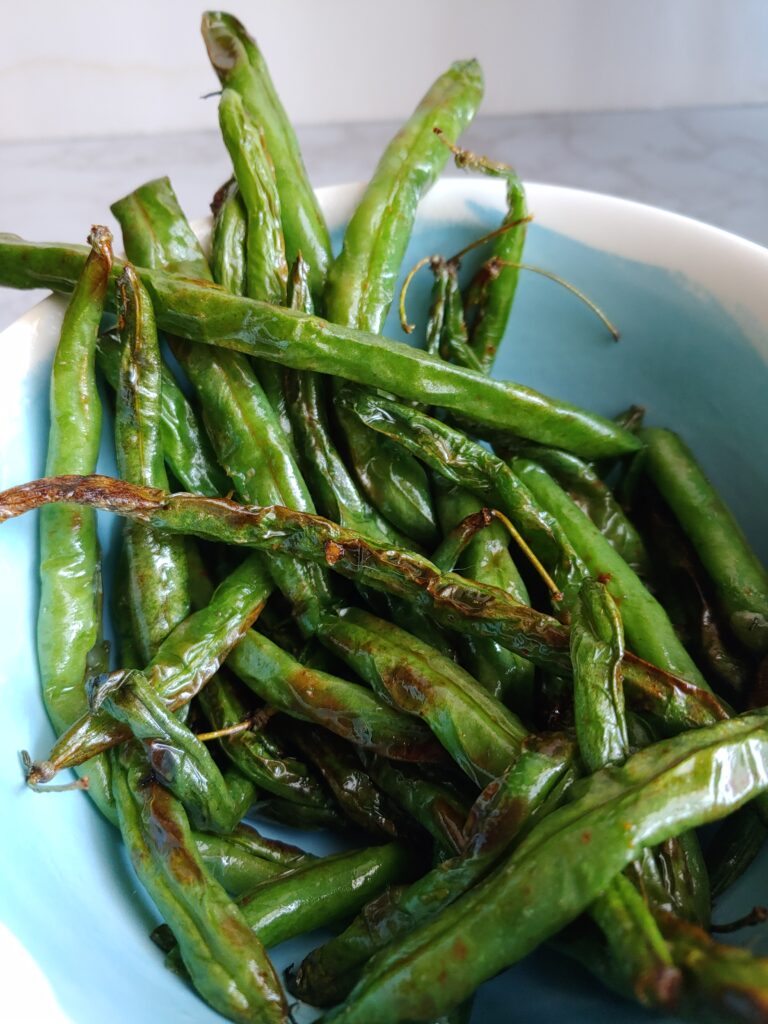 Whole30 air fried green beans in bowl